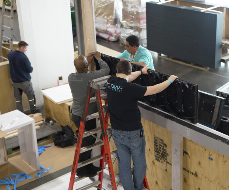 trade show labor in Chicago IL trade show labor in Chicago, Chicago AV installation, professional trade show services